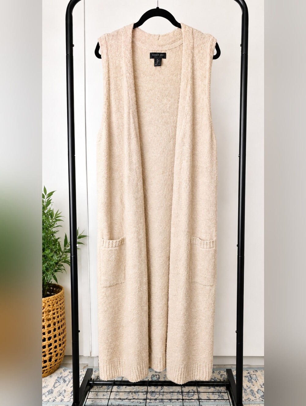 Rachel Zoe Beige Bouclé Sleeveless Duster Cardigan Vest Pockets Longline